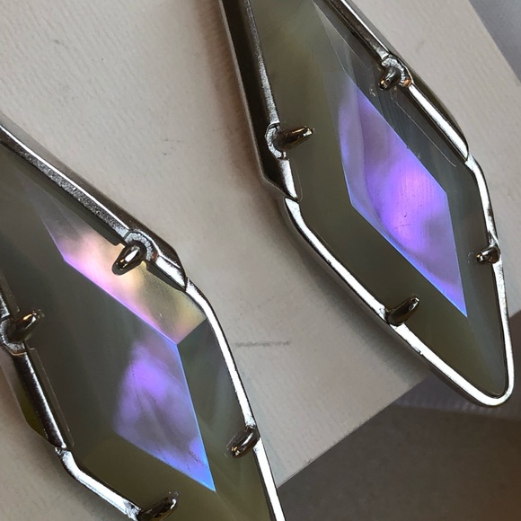 NWT Kendra Scott RARE & Retired Bexley Earrings Iridescent Agate & Silver😊 - Picture 5 of 14